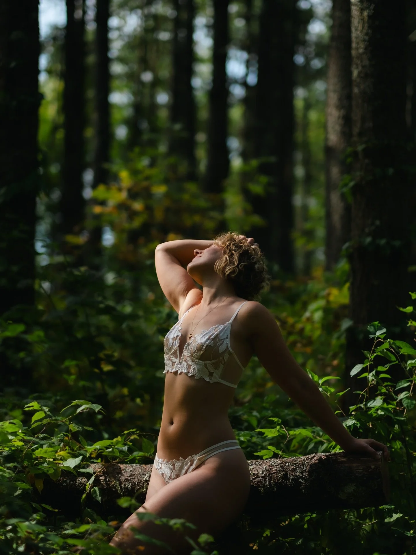 glowing from within ✨

outdoor boudoir for our girlies who feel most at home in nature :)

hmu @madhairandmua