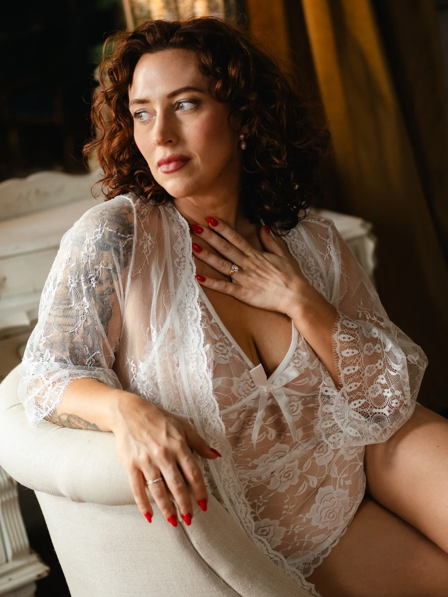 Treat your body like the altar that it is. Provide it with nourishment, offerings, love, attentive care, worship, etc.

-Robin S Baker