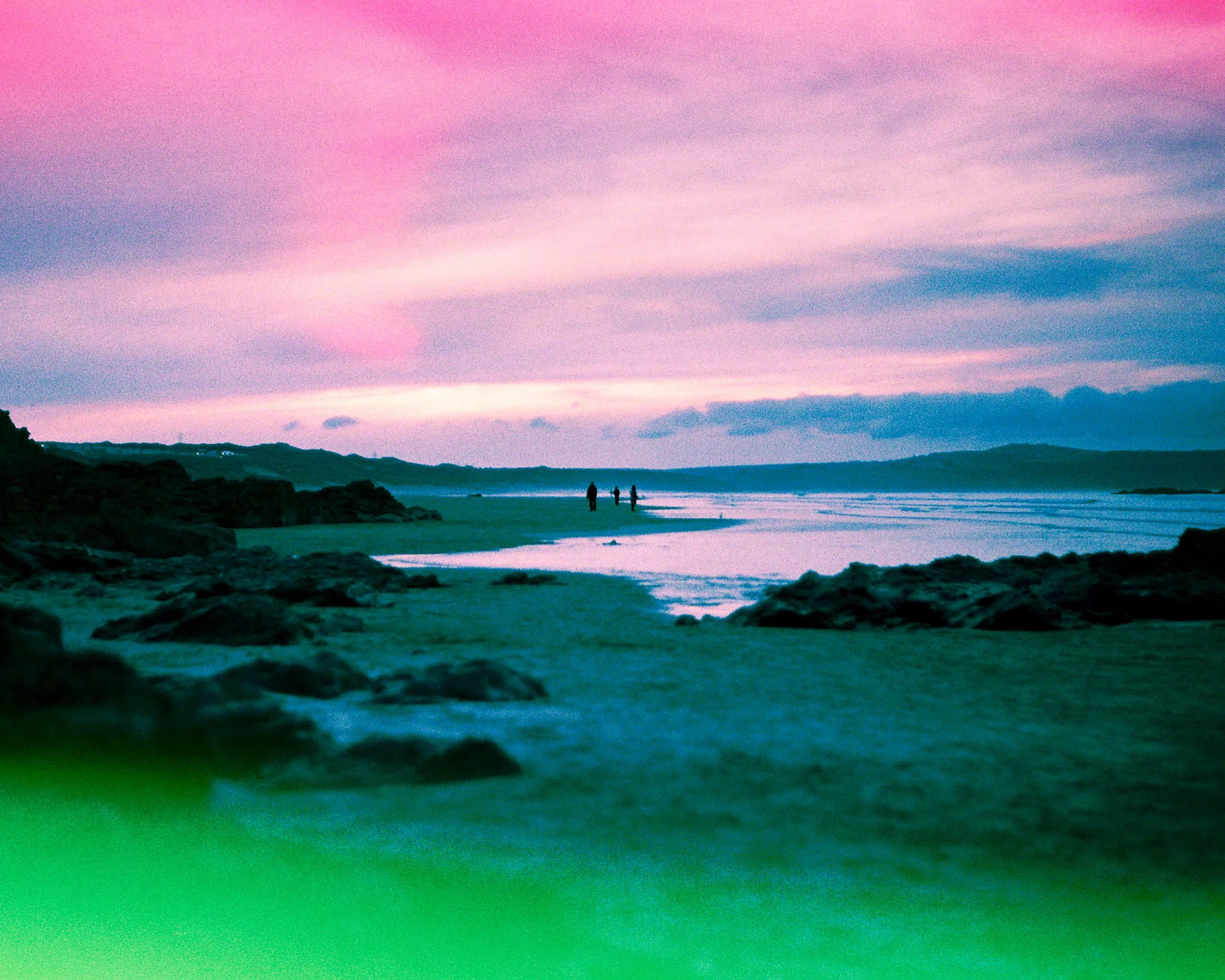 greenandpinkpeople.jpg