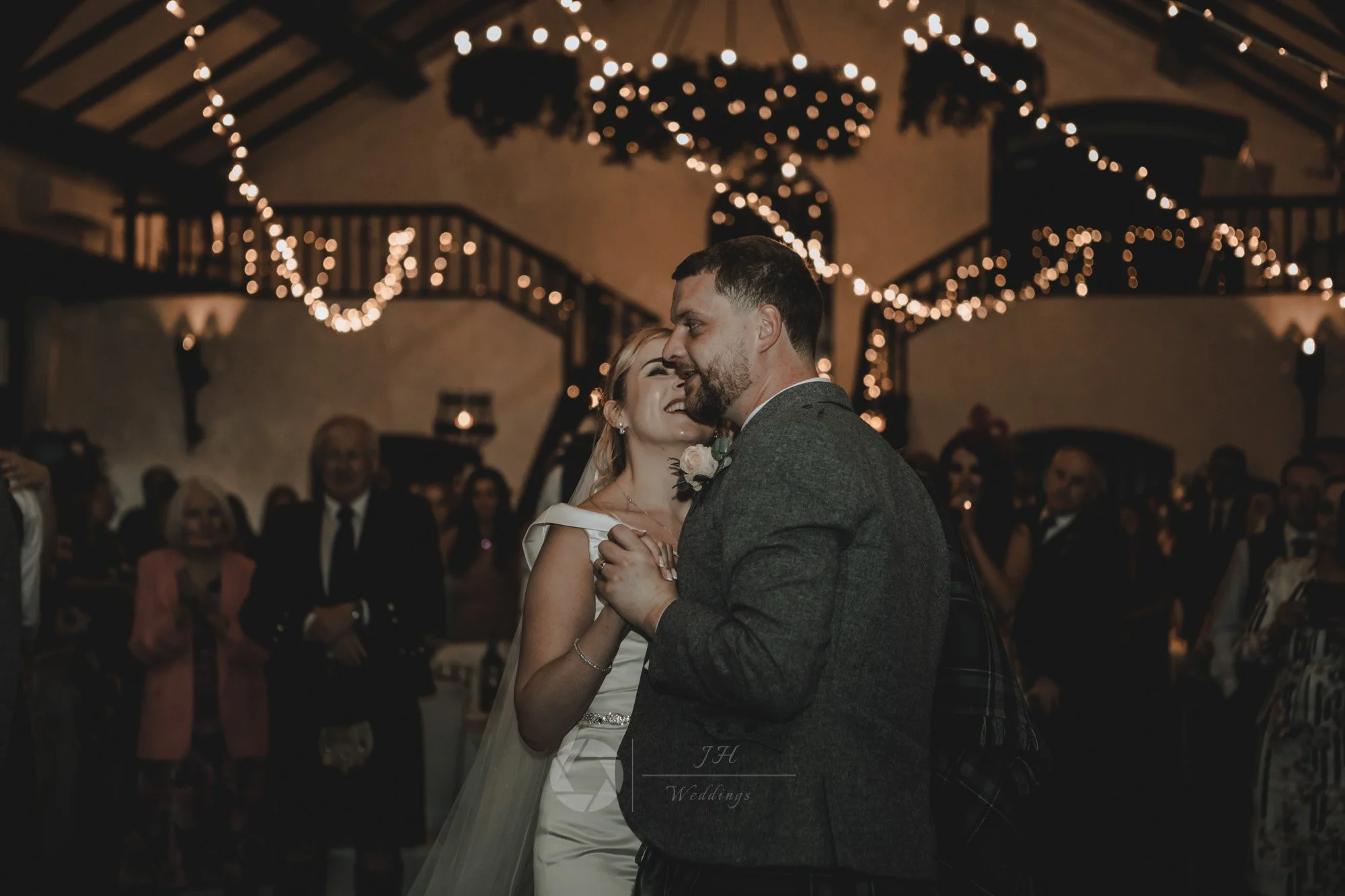 Andrew and Nicole (66 of 67).jpg