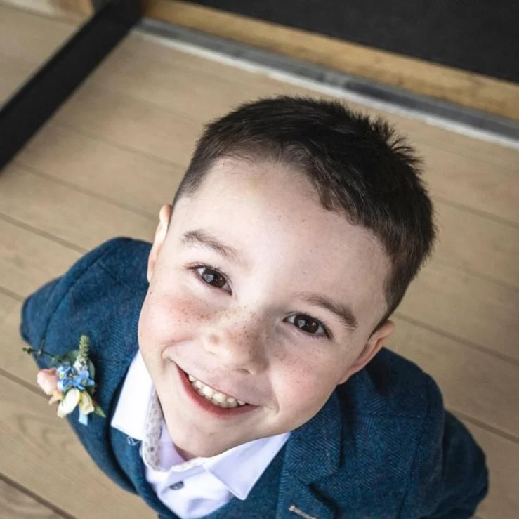 And this&hellip; might be my favourite detail 🥹

A mini buttonhole to match Daddy&rsquo;s! 

Same tones. Same feel. Just scaled down &amp; made to fit beautifully.

I love doing these tiny details because they make the whole thing feel considered fo