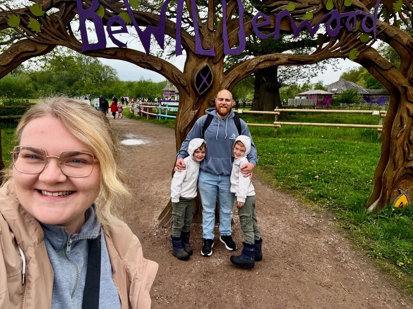 Out of office&hellip; but make it WILD with kids 😂🌿

Spending the bank holiday making memories with my boys at beWILDerwood 💛

Messages are still open, just might take me a little longer to reply today

Leanne 🌿 ✌🏻

#StaffordshireMumLife #SmallB