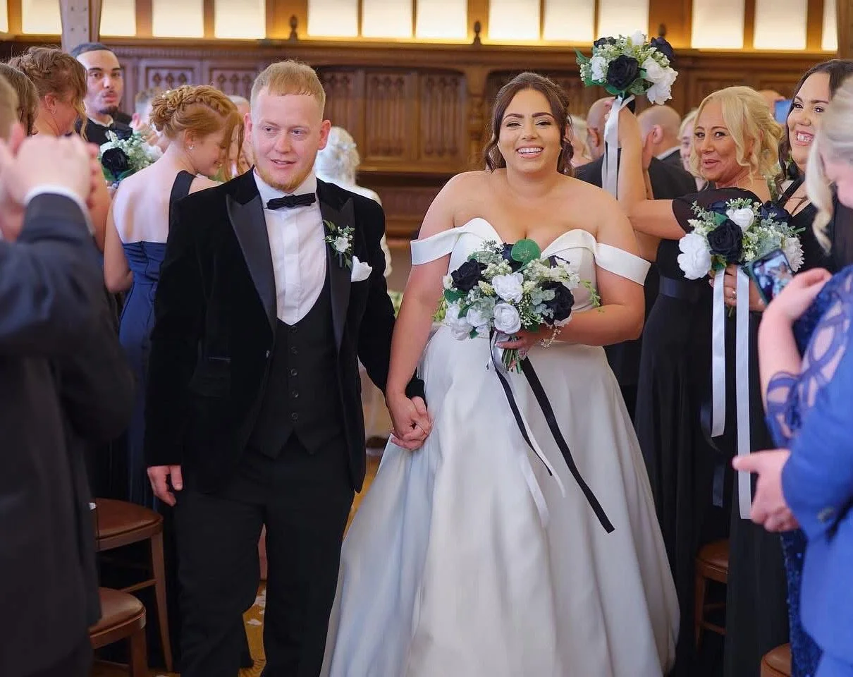 Modern Elegance: A Black &amp; White Wedding at Pendrell Hall