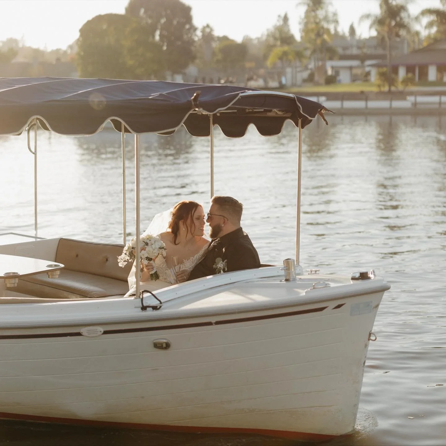 A little look into Alexis and Kyle&rsquo;s wedding at @lakehouseresortweddings 🤩

Photo and Video: @epiceventsstudios 
Coordination, DJ. Florist: @epiceventsco 
Bar + Catering: @lakehousehotel 

#sandiegoweddingphotographer #lakehousesanmarcosweddin