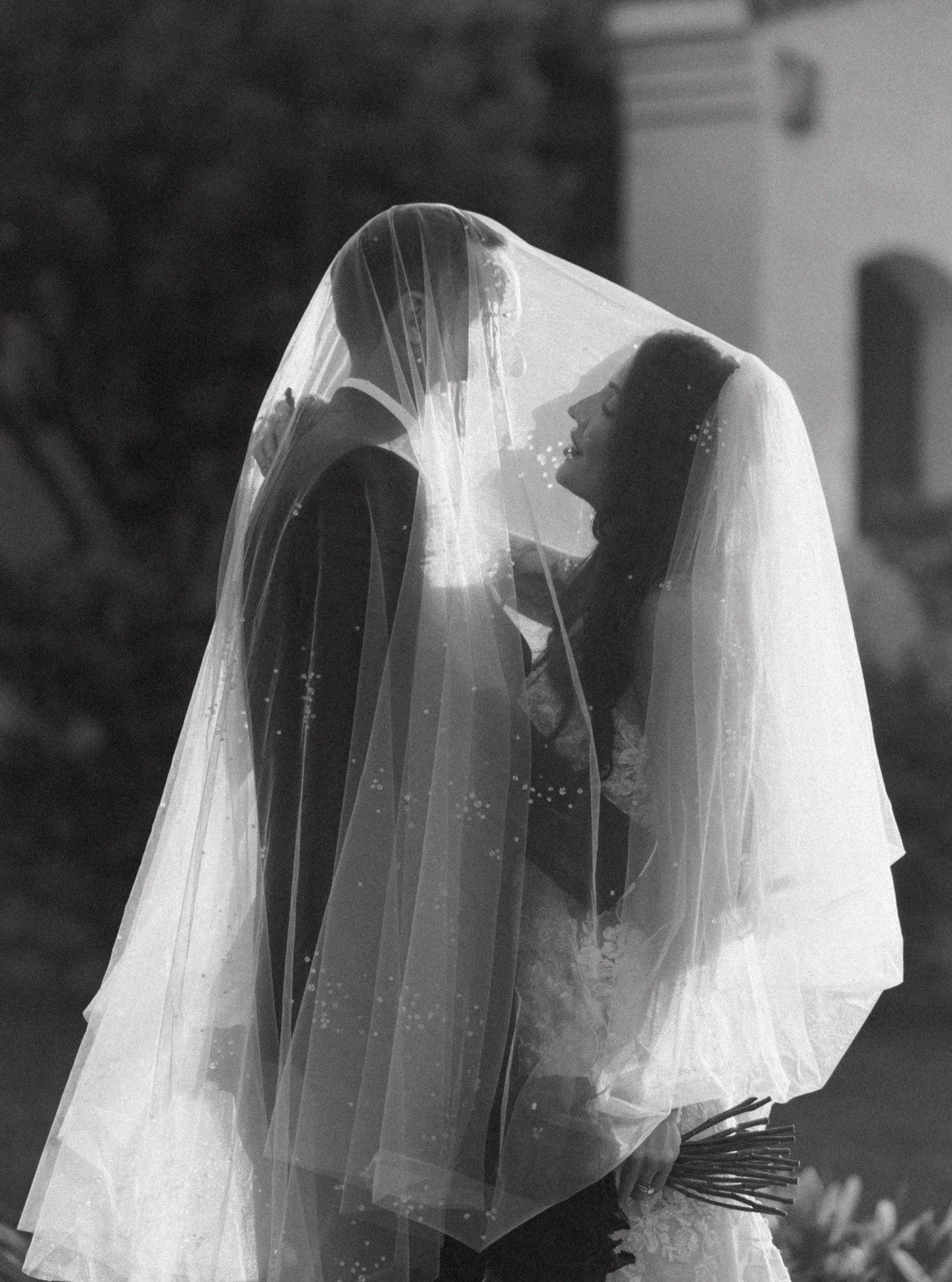 Timeless love, captured in crimson tones 🥀🏹

Photo: @epiceventsstudios 
Venue: @thesecretgardenrsf 
Floral: @saturnoflowerdesign 
Bar/Catering: @ecocaters 
Cake: @vgdonut 
Photo booth + DJ: @epiceventsco 
Wedding Coordination: @epiceventsco