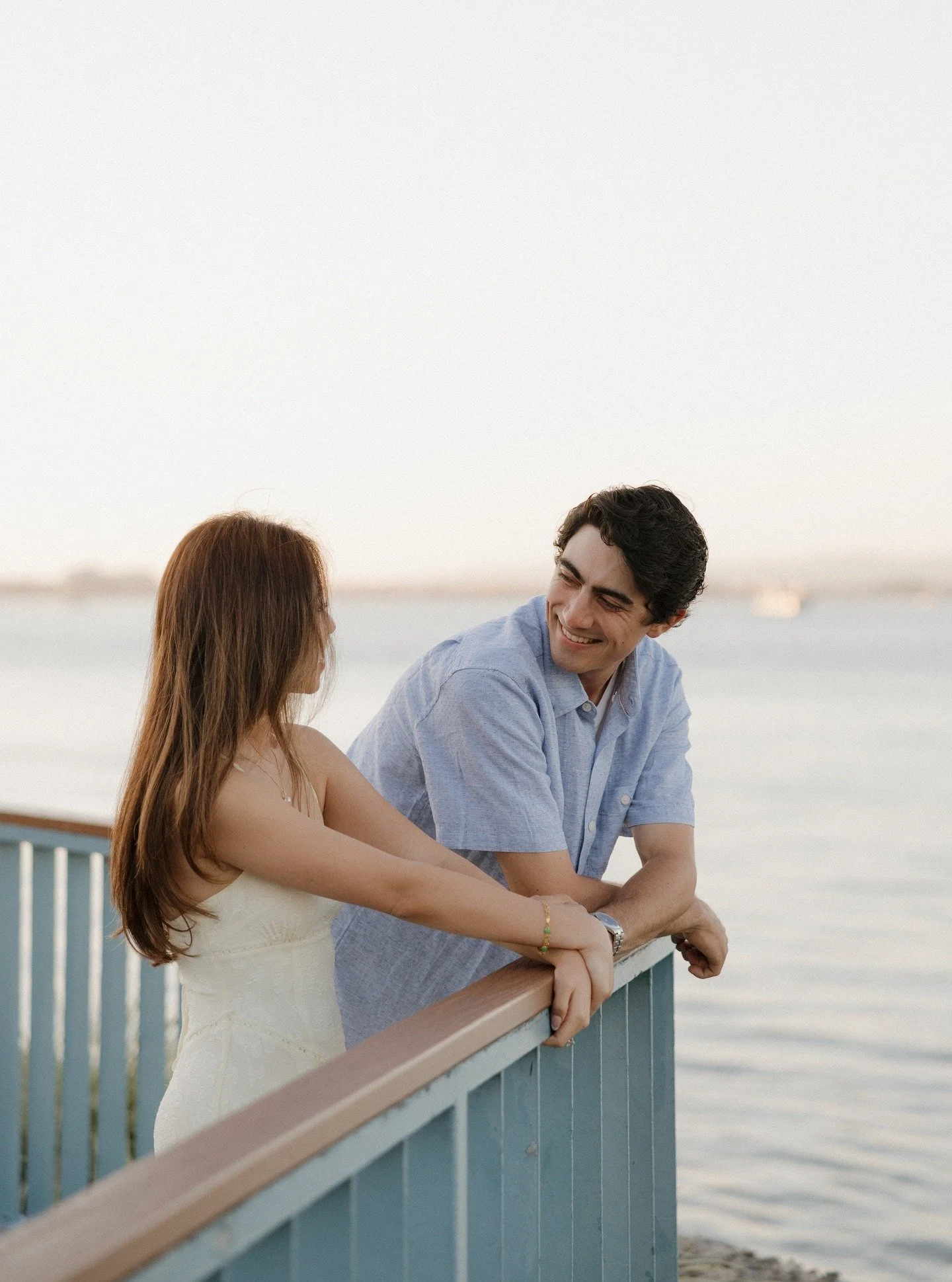 Living for all the dreamy spring engagement sessions lately ✨ soft light, blooming love, and the sweetest &ldquo;yes&rdquo; moments