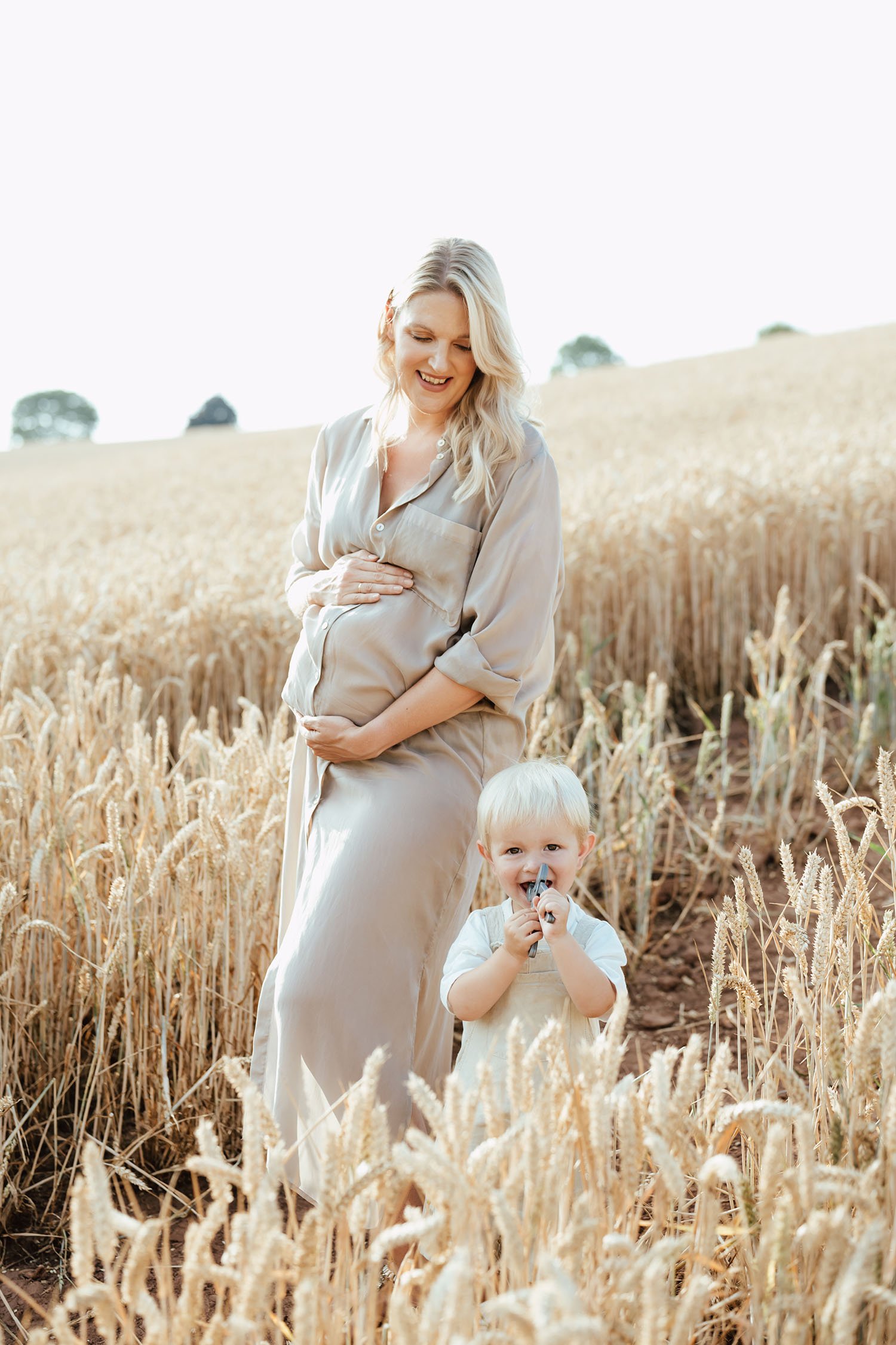 outdoor maternity photography herefordshire70.jpg