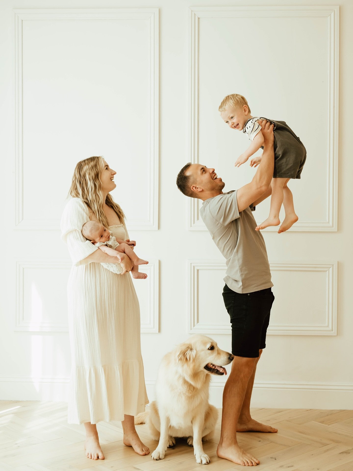 Sorry Dad&rsquo;s I will always get your toddler to charge at you&hellip;.🤣

Luckily the ceilings are high enough to cope with it and the kids absolutely love it!!

@phillyfleetwoodadkins 🫶

www.charliesummersportraits.com