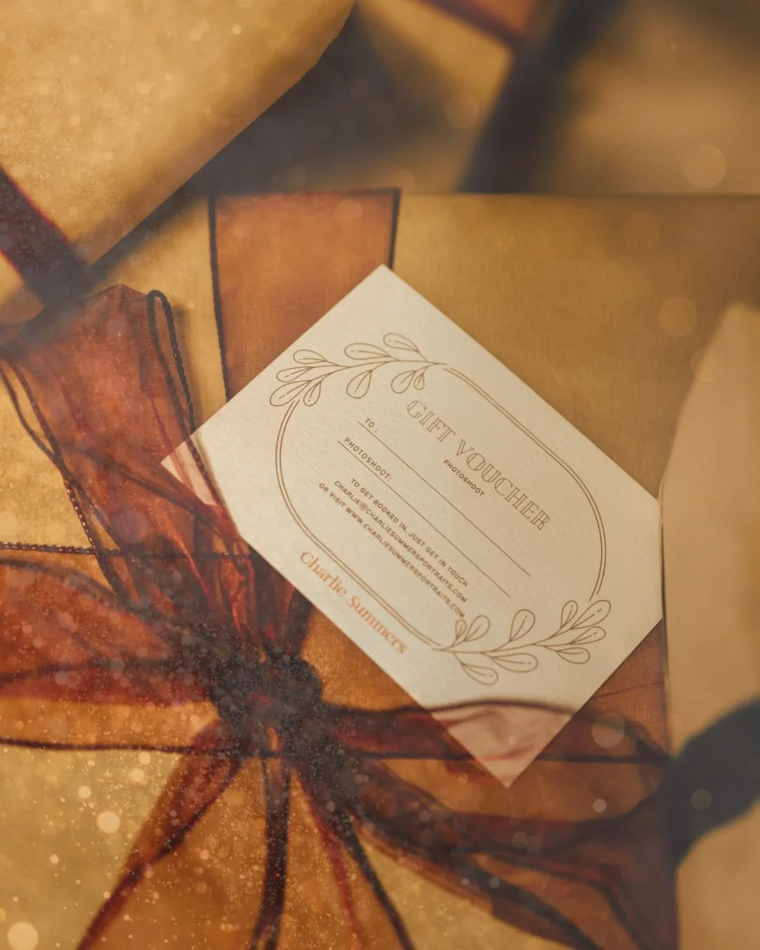 G I F T  V O U C H E R S 

Perfect for everyone and every occasion, still time to snap one up.

I&rsquo;ll be able to post over the next couple of days ✨✨✨

www.charliesummersportraits.com