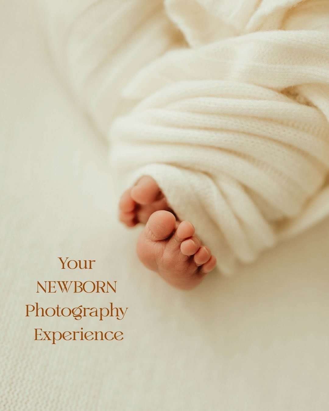 This beautiful family visited me before Christmas and the session was pure joy....🫶🫶🫶

I first met them for their maternity shoot a few weeks before, which always makes a newborn shoot so much more special! 

I photograph in a soft, baby led manne