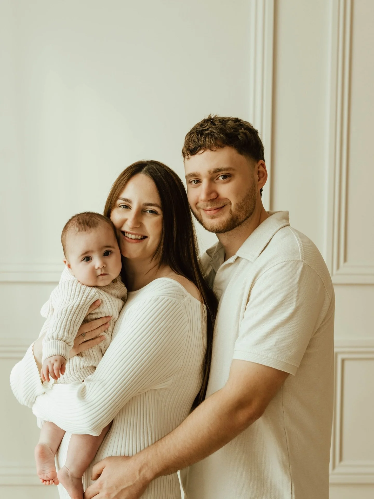 There is no better time to capture your little one than right now&hellip;.

@graceeyork 🫶🫶🫶

#familyphotography
#herefordshirefamilyphotographer 
#gloucestershirefamilyphotographer