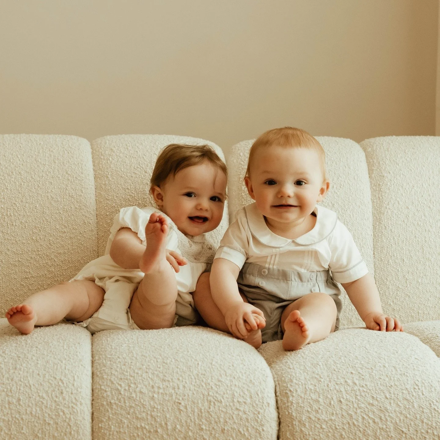 It&rsquo;s a double 1st Birthday!! 

Twin 1st Birthday shoots are not for the faint hearted 😅❤️

Honestly twin parents are on another level, you&rsquo;re all absolutely epic and I salute you 🫡

These 2 are full of fun, energy and sass!! Absolutely 