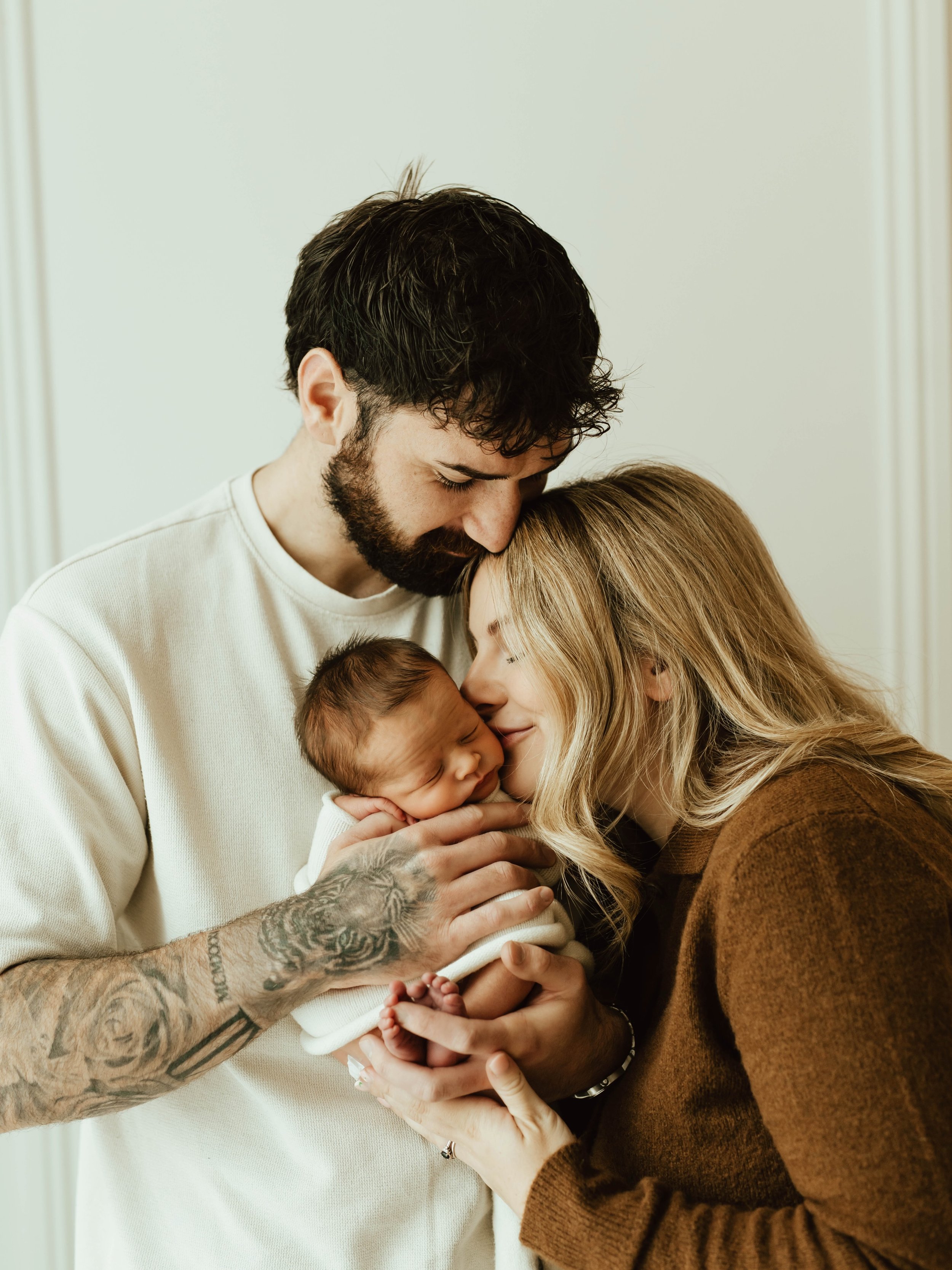 Then we were 3&hellip;.🥹🫶

@_trinity_fletcher ❤️

#newbornphotoshoot
#herefordshirenewbornphotographer 
#gloucestershirenewbornphotographer
#cheltenhamnewbornphotographer