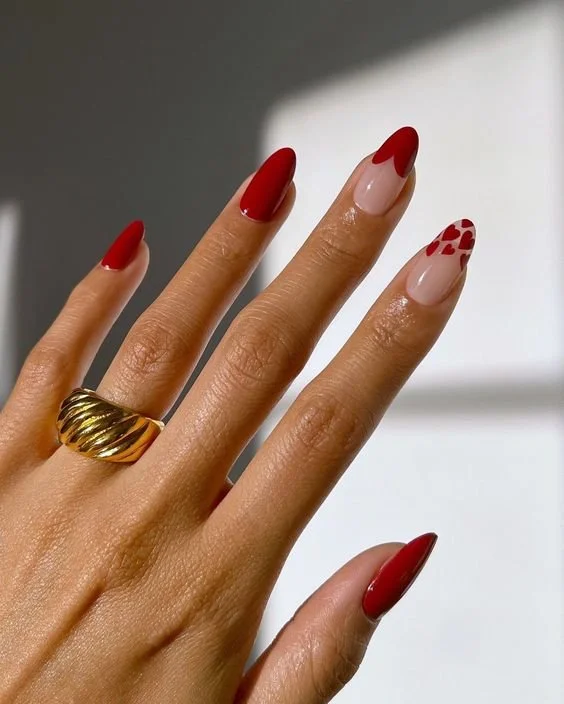 VALENTINES DAY NAILS