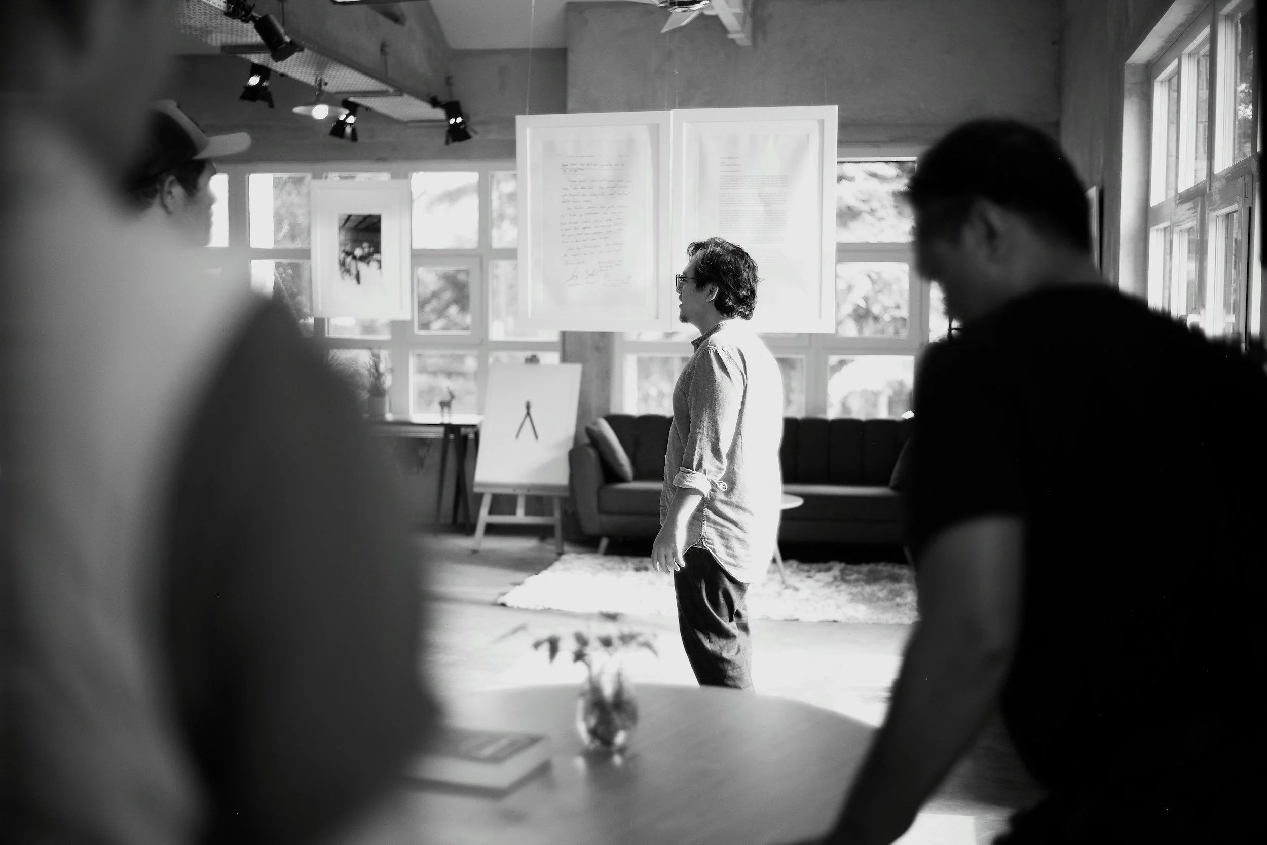 FREELANCER ART DIRECTOR