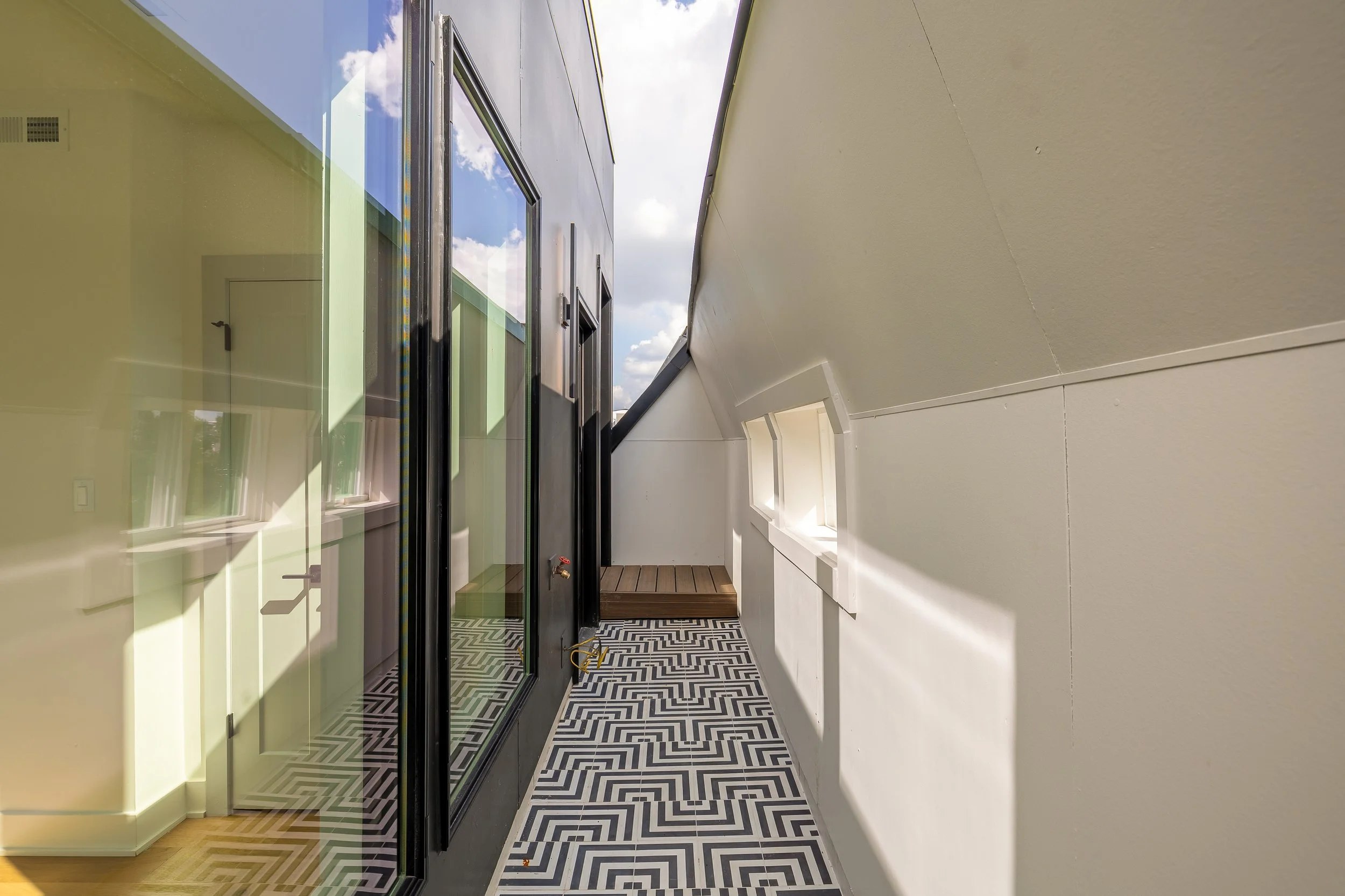 1023 Irving St NW 2-0040.jpg