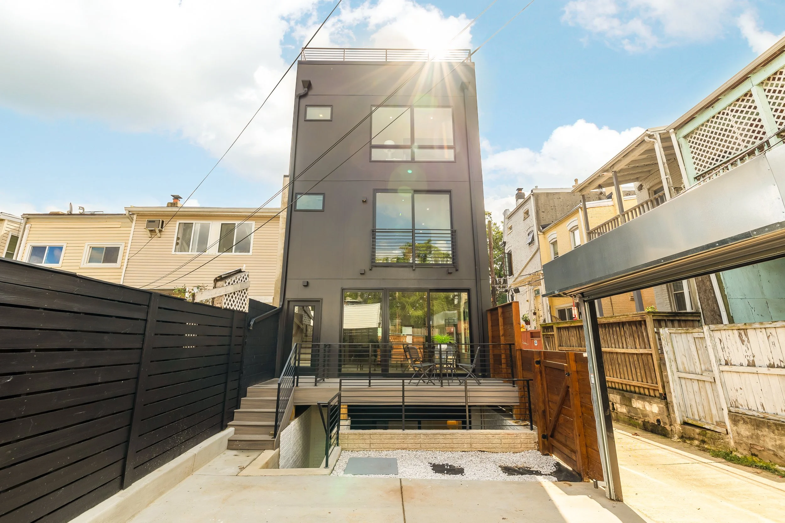 1023 Irving St NW 1-0029.jpg