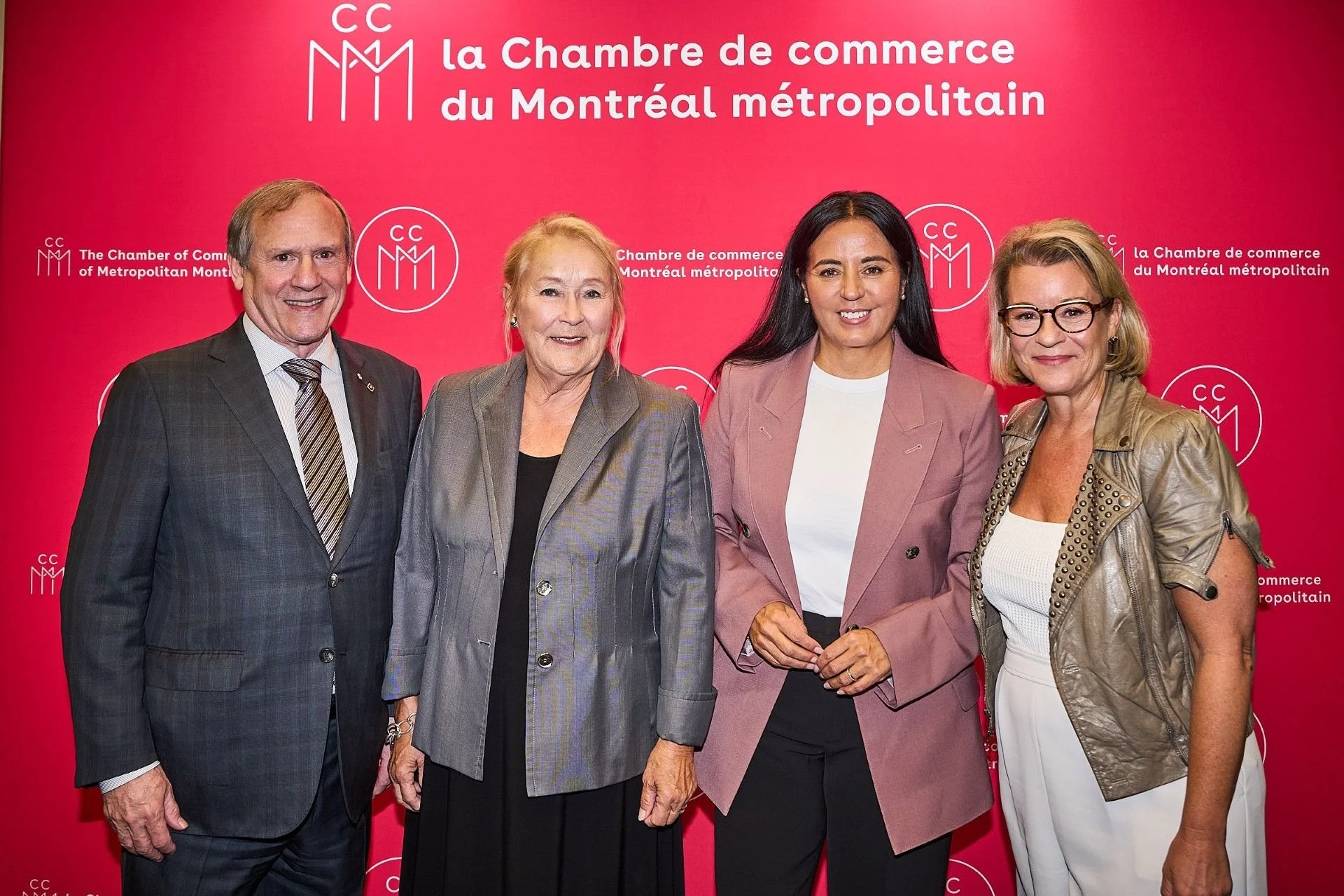 De gauche à droite : Louis Audet, président du conseil d'administration de la Mission Old Brewery et de Cogeco, Pauline Marois, ancienne Première ministre du Québec, Soraya Matinez, mairesse de la Ville de Montréal et  Isabelle Dessureault, CEO CCMM