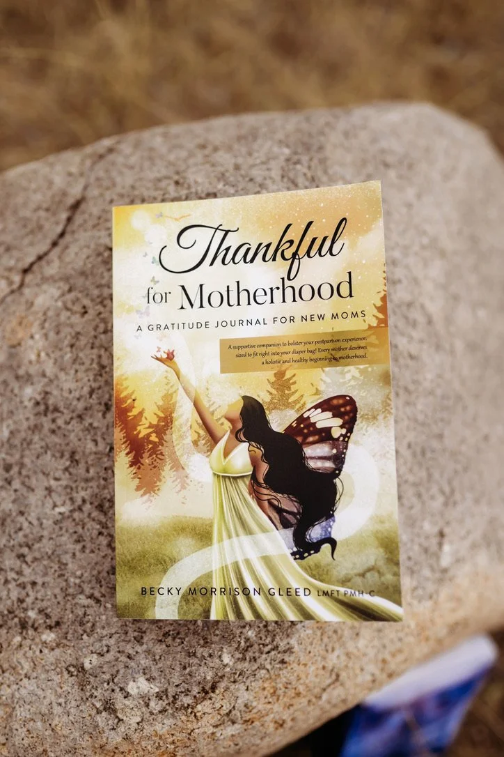 Thankful for Motherhood: A Gratitude Journal for New Moms — Becky 