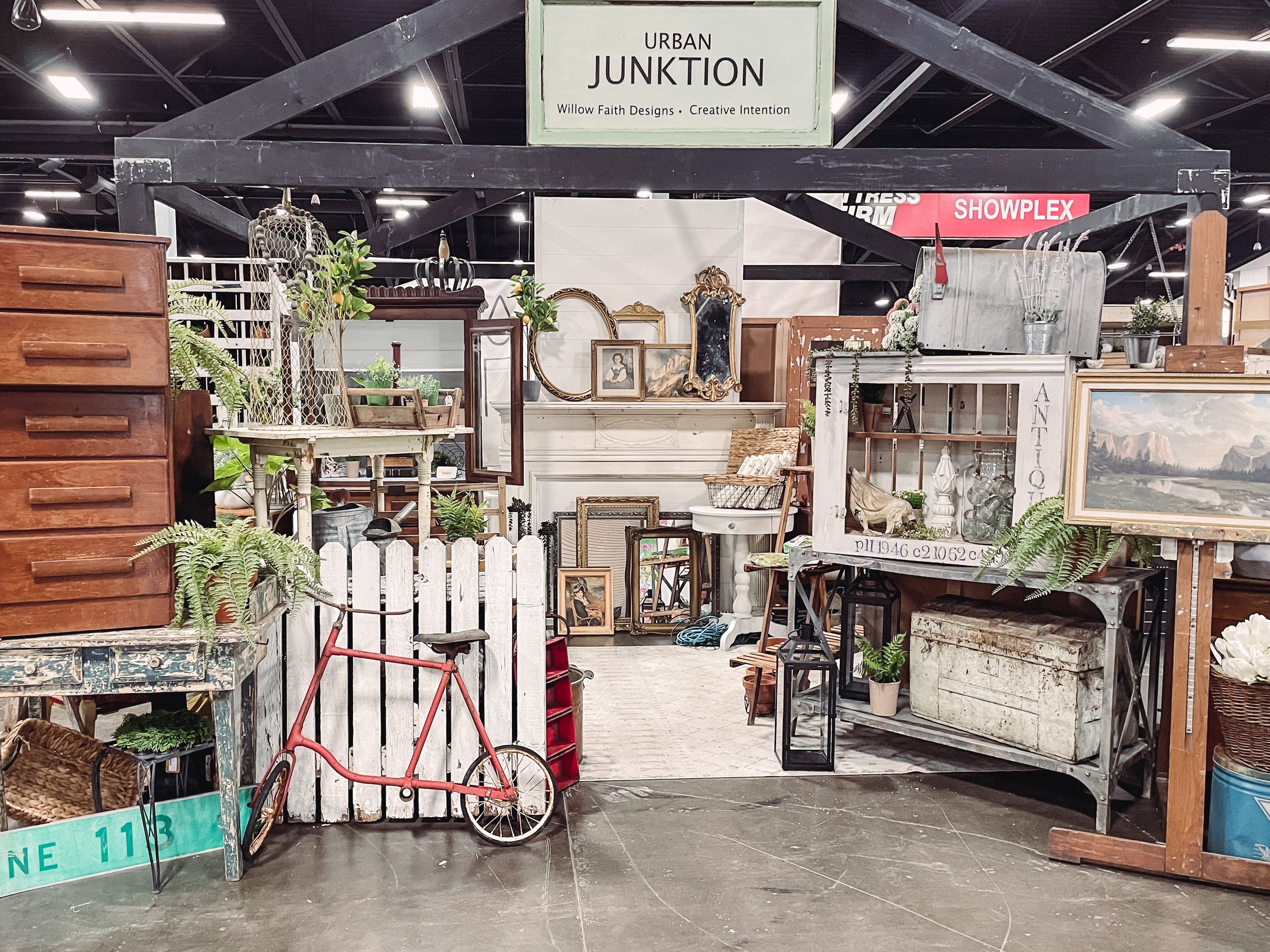 5 Tips For Shopping The Great Junk Hunt Vintage Market