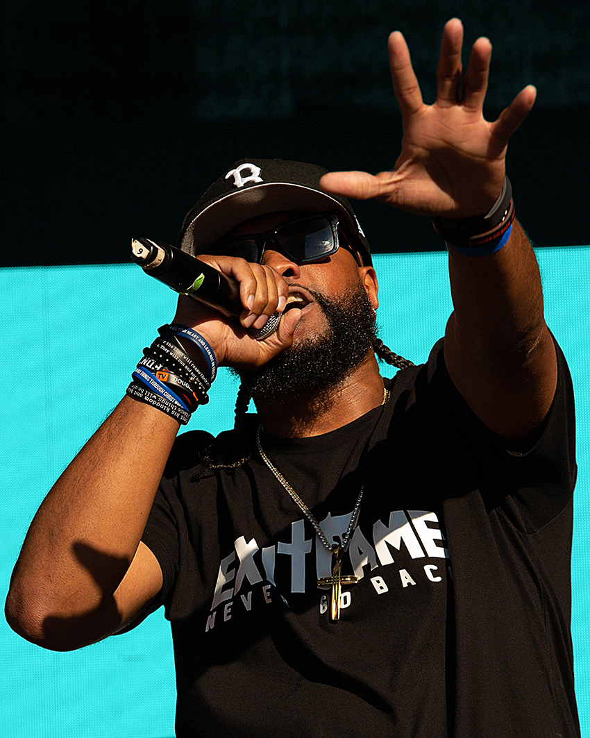 music-gallery-136-exit-fame.png