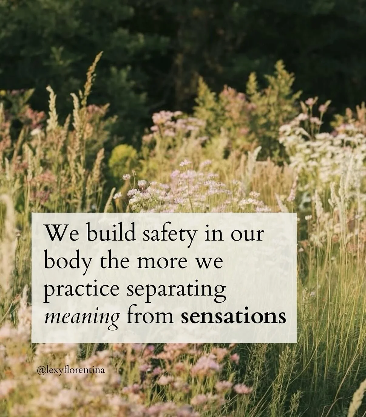 from @lexyflorentina 
・・・
So much of our fear around being in contact with our body is influenced by the meaning we&rsquo;ve learned to associate with feeling. 

So many of us are trying to learn to be in our body, to feel our feelings and yet&hellip