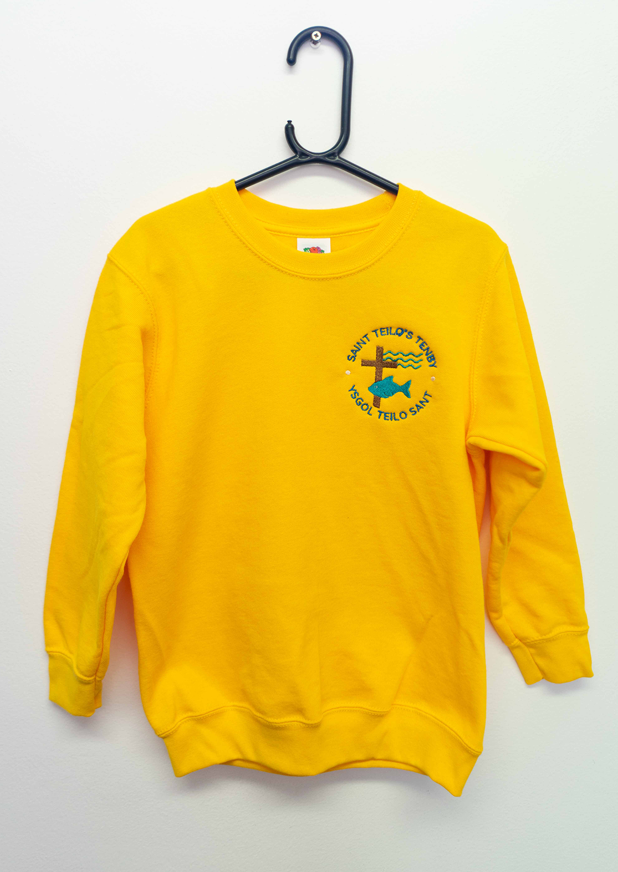 PE JUMPER.png