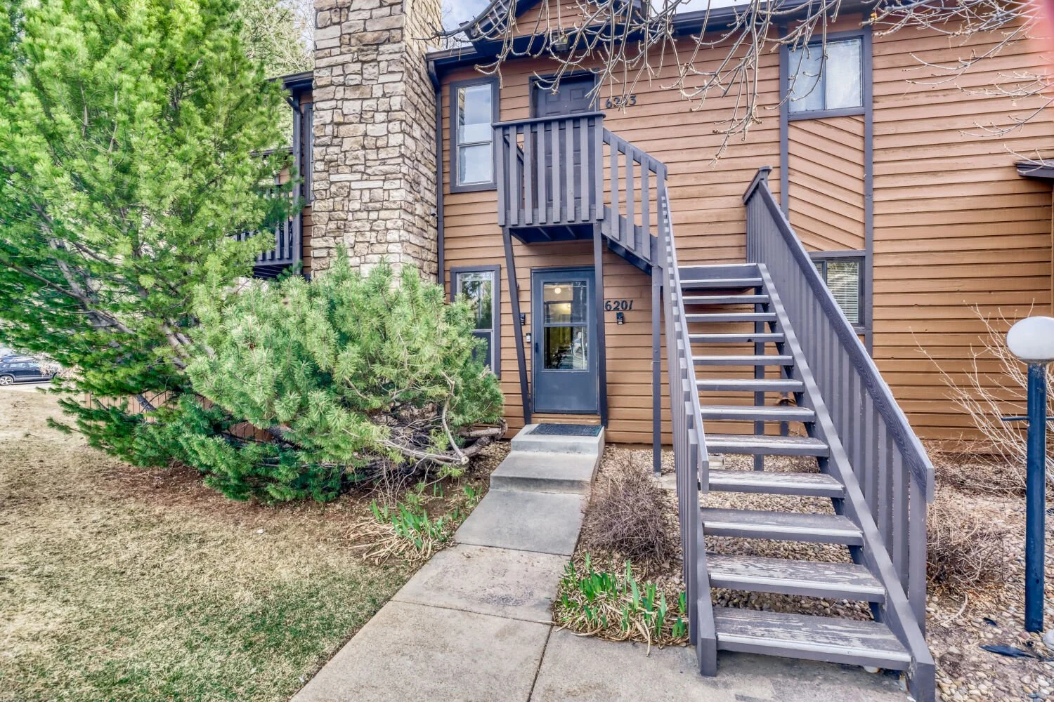 6201 Willow Ln - Web Quality - 020 - 20 Exterior Rear.jpg