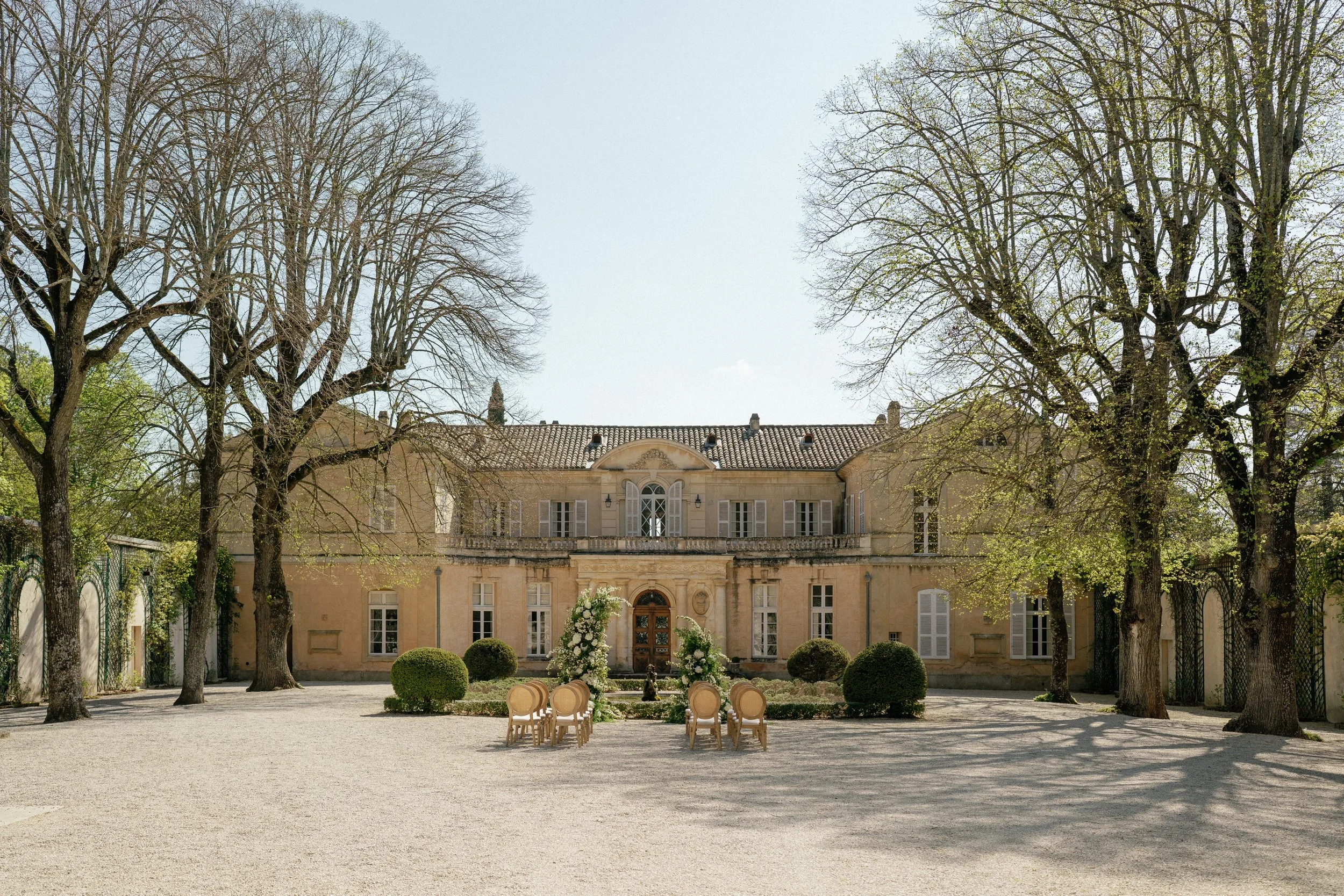 ultra-luxury-wedding-photography-rachel-wakefield-chateau-Martinay-France-Luxury-Wedding-Chateau Wedding-South France_0573.jpg