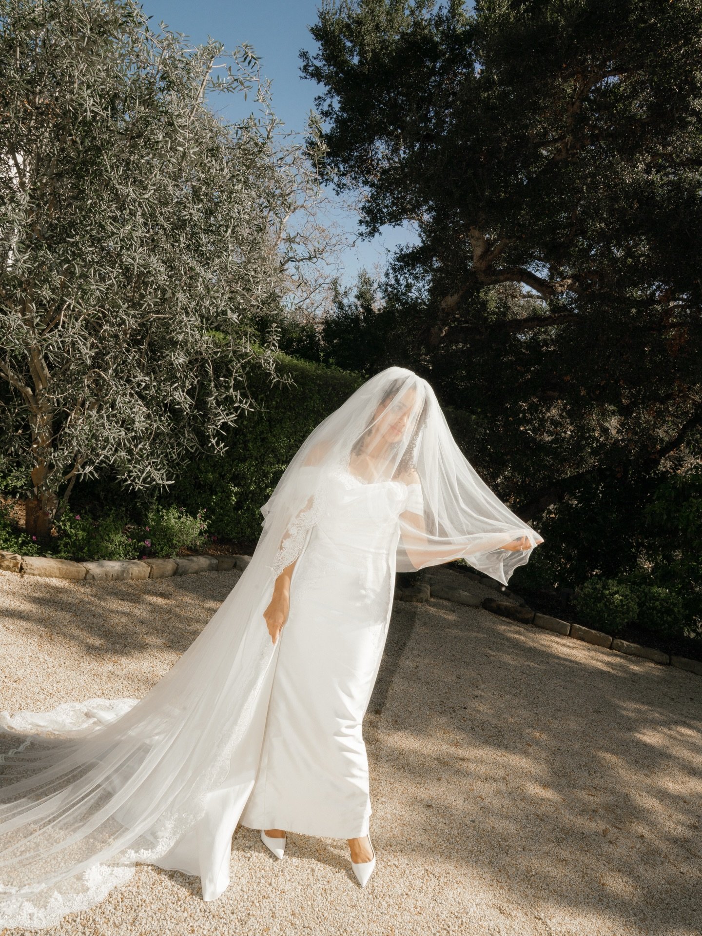 E &amp; B | Luxury elopement in Montecito, just the two of them🕊️

Planner: @travelwestandco 
Assistant: @dustandsaltsb 
Villa: @montecitovacationhouse 
Chef:&nbsp;@aspynstable 
Floral:&nbsp;@aivyfloralstudio 
Photography:&nbsp;@rachelwakefield 
Vid
