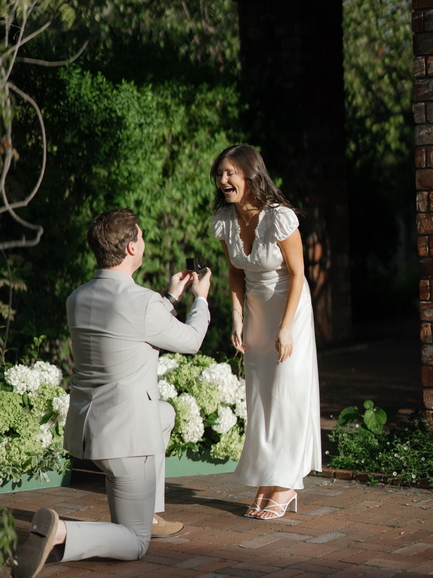 H &amp; H at El Encanto and Haley said yes 💫 Their family was nearby, ready to celebrate the moment with them. The sweetest day.

Hotel @elencanto.sb 
Photographer @rachelwakefield team
Florist @hoguefloral 
Content @q9creations