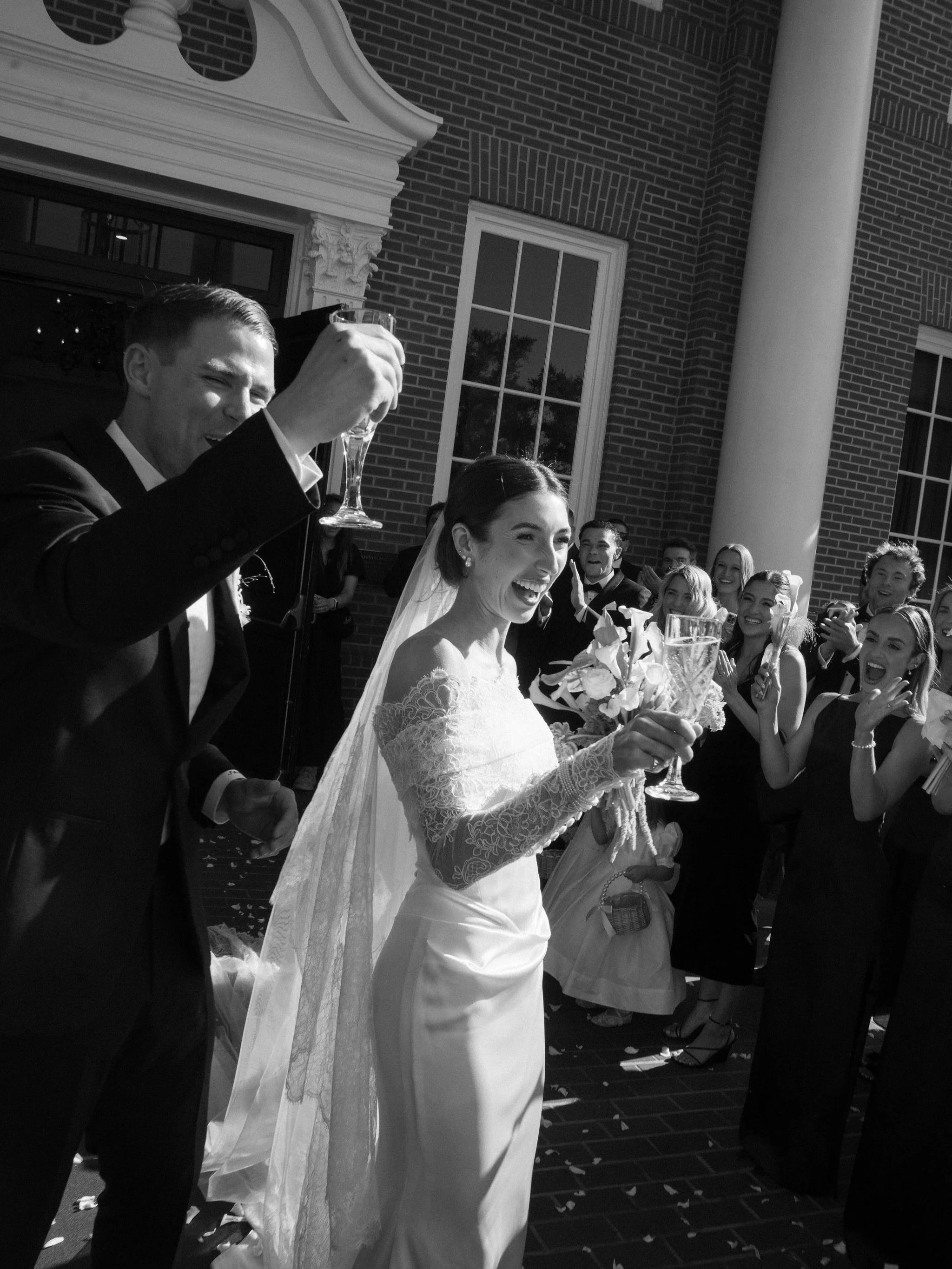 INTRODUCING, THE HEINEMANS 🥂

THE TEAM 
Venue @sherwood_country_club
Planning &amp; Design @milkevents
Venue Coordinator @kennew_sherwoodcc
Photography @rachelwakefield
Videography @houseofjacobfilms
Content Creator @cheerstolove.co 
Hair &amp; Make