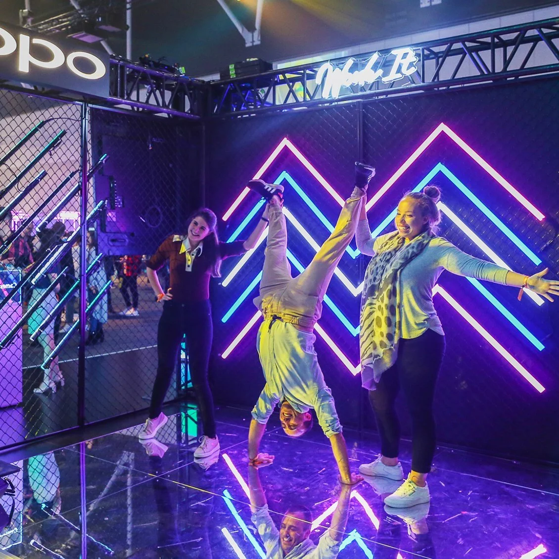 OPPO - trade show activations