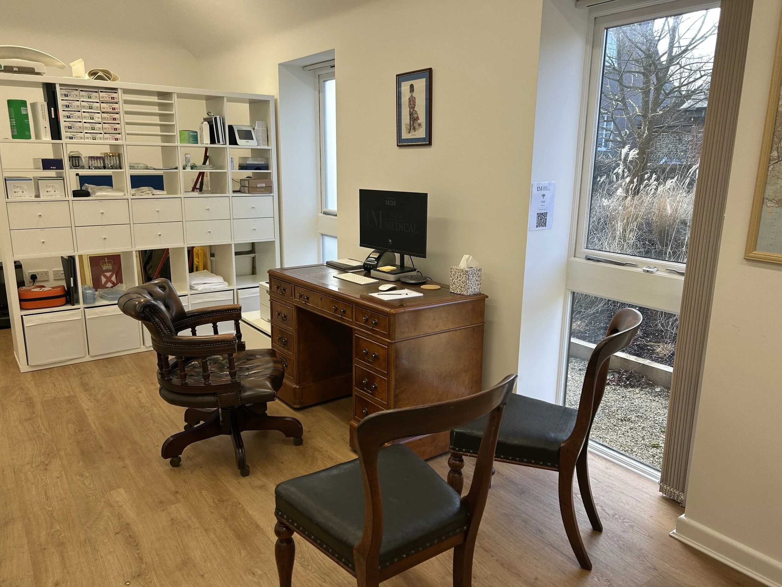 Calm, spacious GP clinic