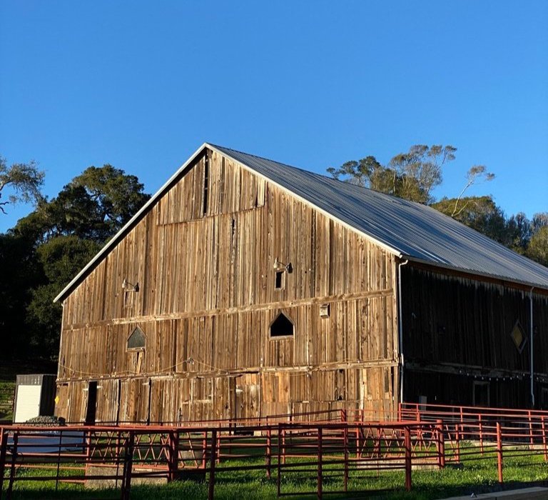 Big%2BBarn-outside.jpg