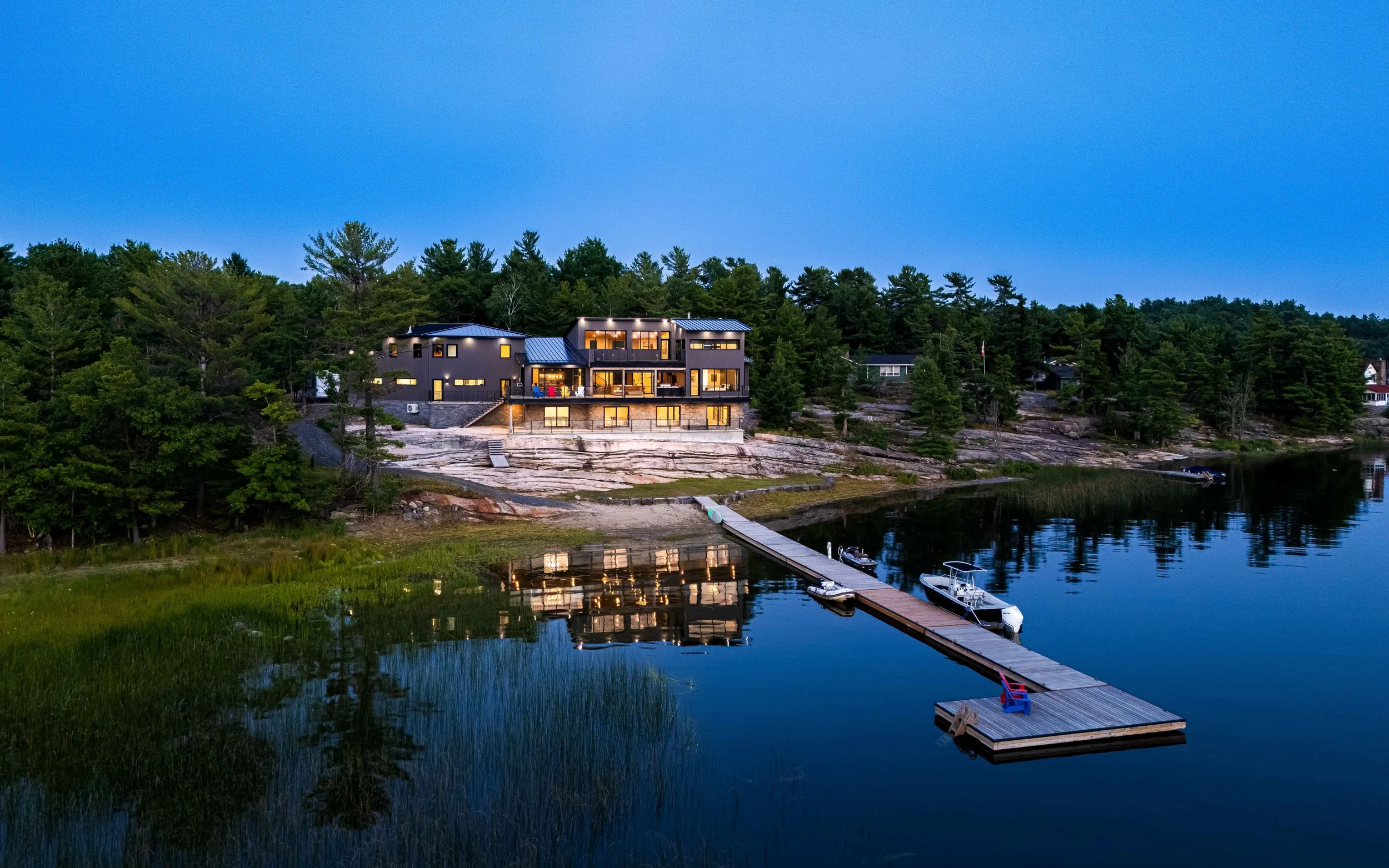 47B George Hunt Memorial Dr, Parry Sound 001.jpg