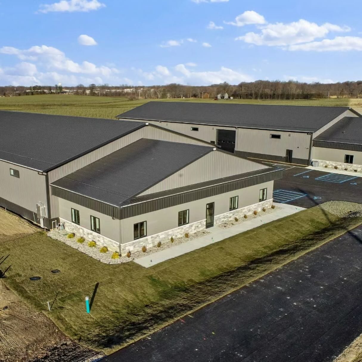 Did you know we general commercial projects too?

These beautiful buildings are suited for a variety of commercial needs. They&rsquo;re both rented out currently with a third on the way! 🔨🚜 

Reach out to Reid with your commercial needs, at reid@sc