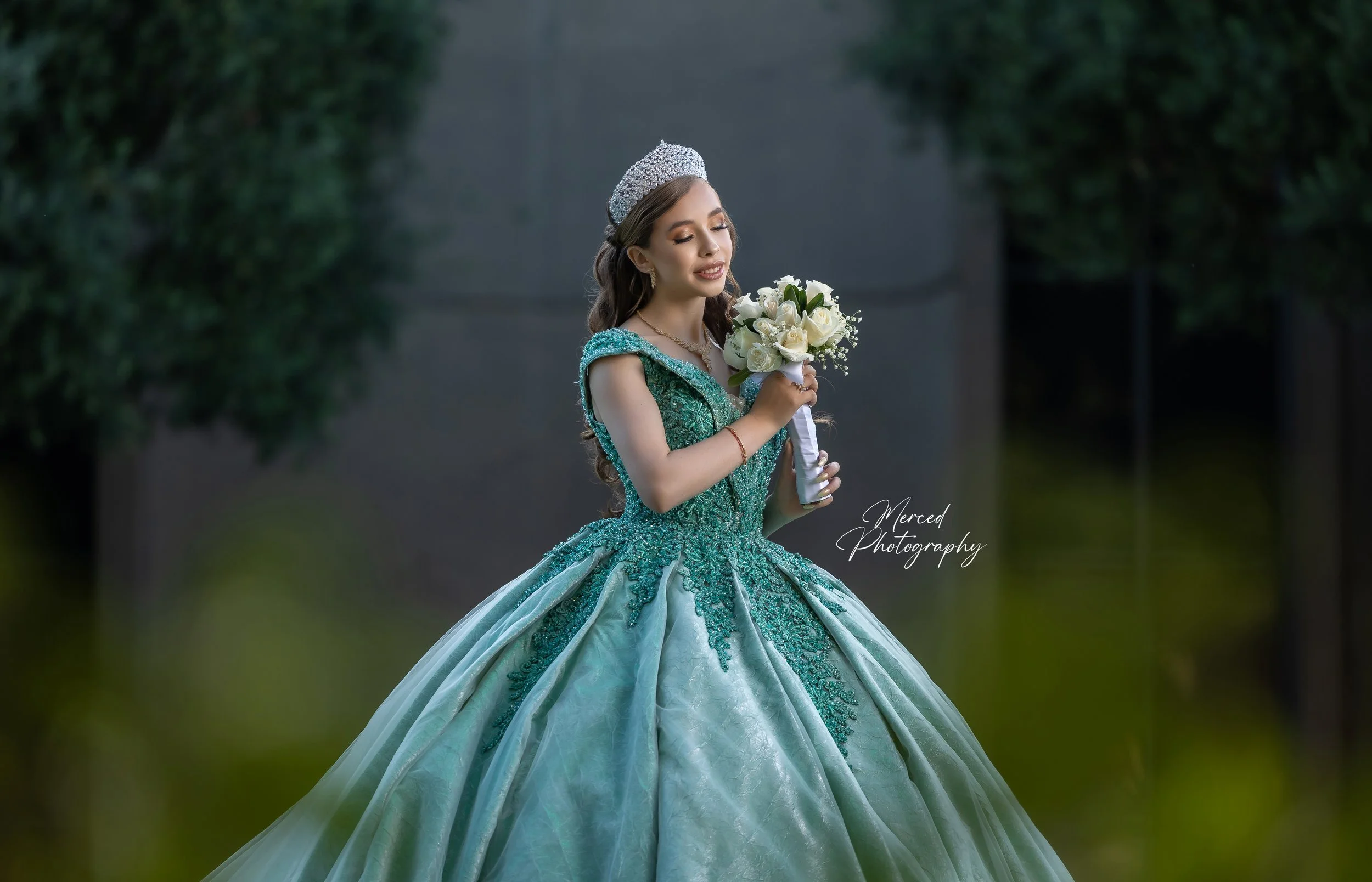 0E2A4005-Edit Logo.jpg