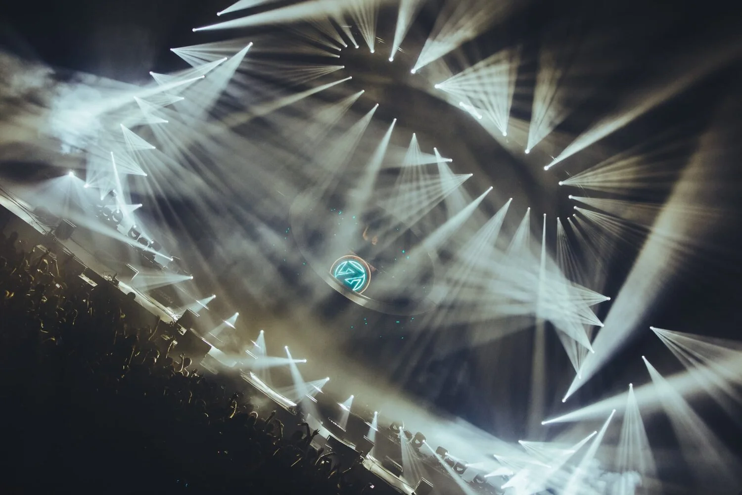 Zedd - Orbit Tour 2019 - Lighting Programmer