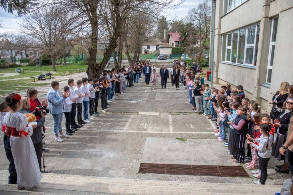 HRH CROWN PRINCESS KATHRINE, LIFELINE, AND THE MEDICH WUCHENICH FOUNDATION GIVE BACK TO THE CHILDREN IN UMČARI