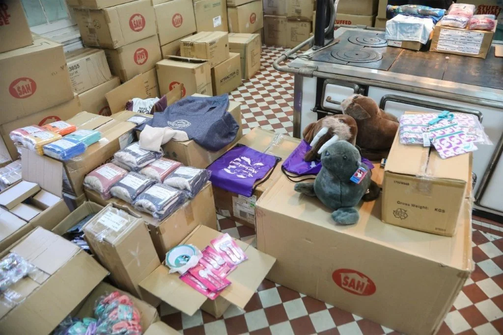 LIFELINE CHICAGO BRINGS GIFTS FROM CANADA TO CHILDREN IN NEED ACROSS SERBIA