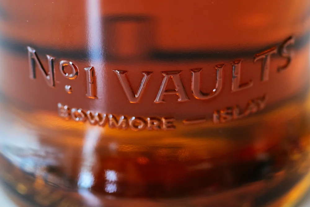 Bowmore 15 old_03.jpg