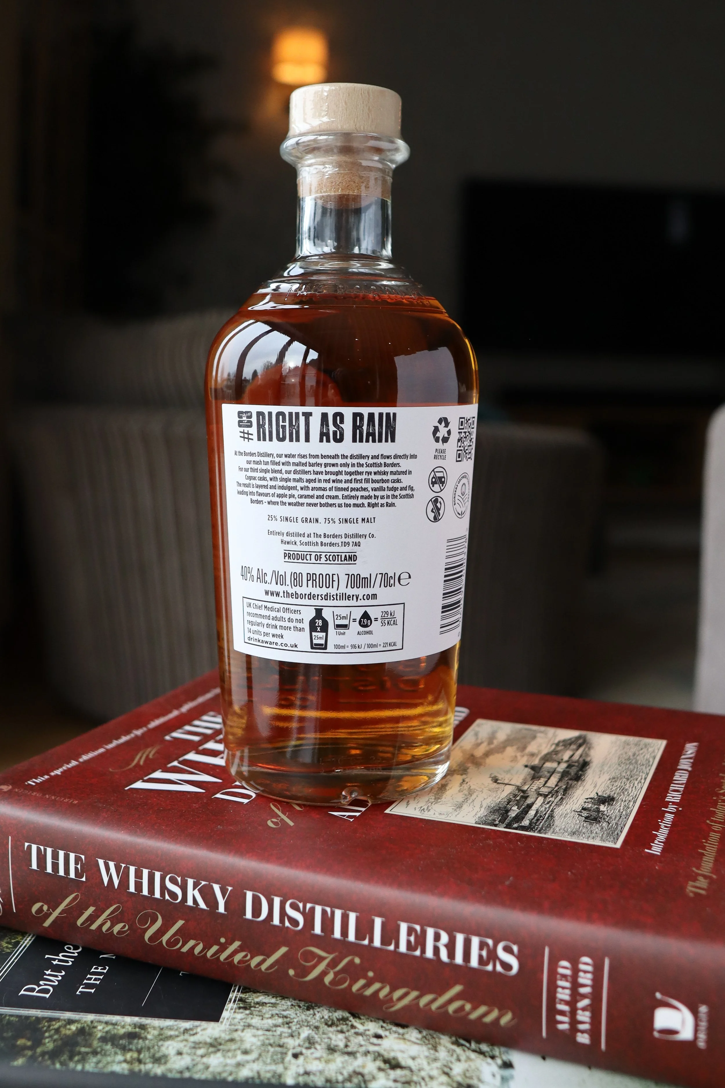 Wally The Borders Right as Rain Single Blended Scotch _4473.jpg