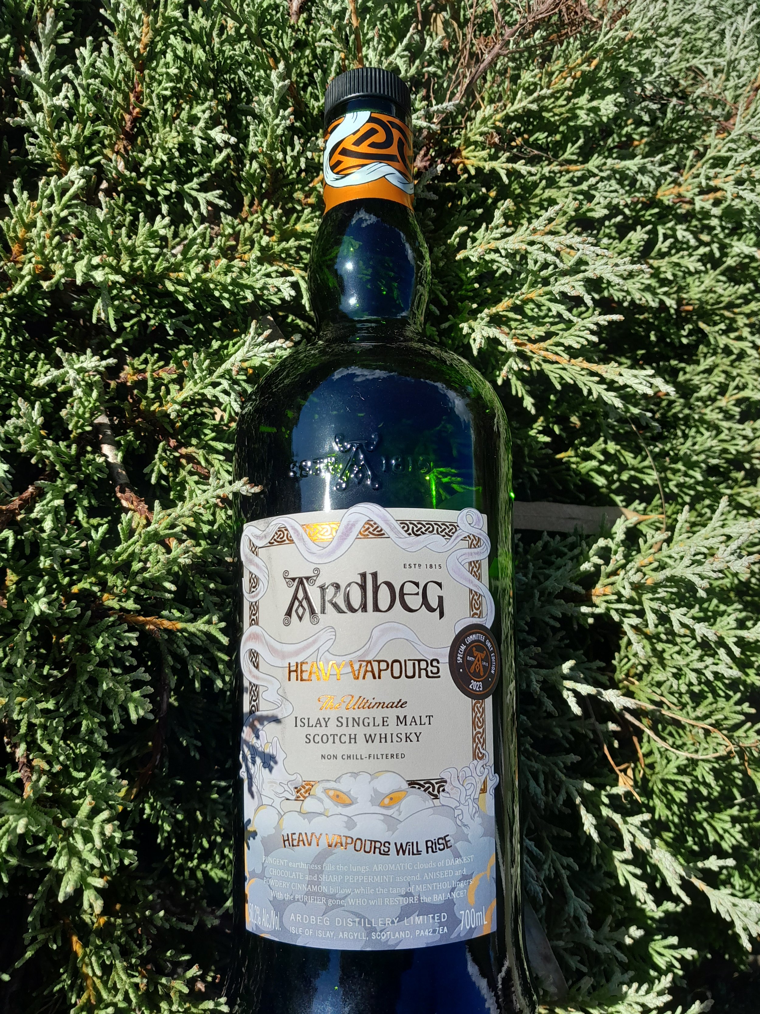 ウイスキー Ardbeg Heavy Vapours 700ml 46% Ardbeg Heavy Vapours 