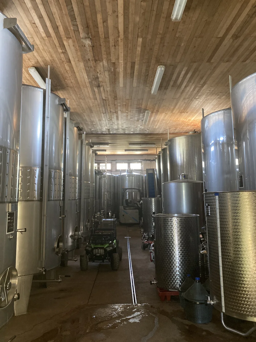  STEEL TANKS CORSICA.JPG