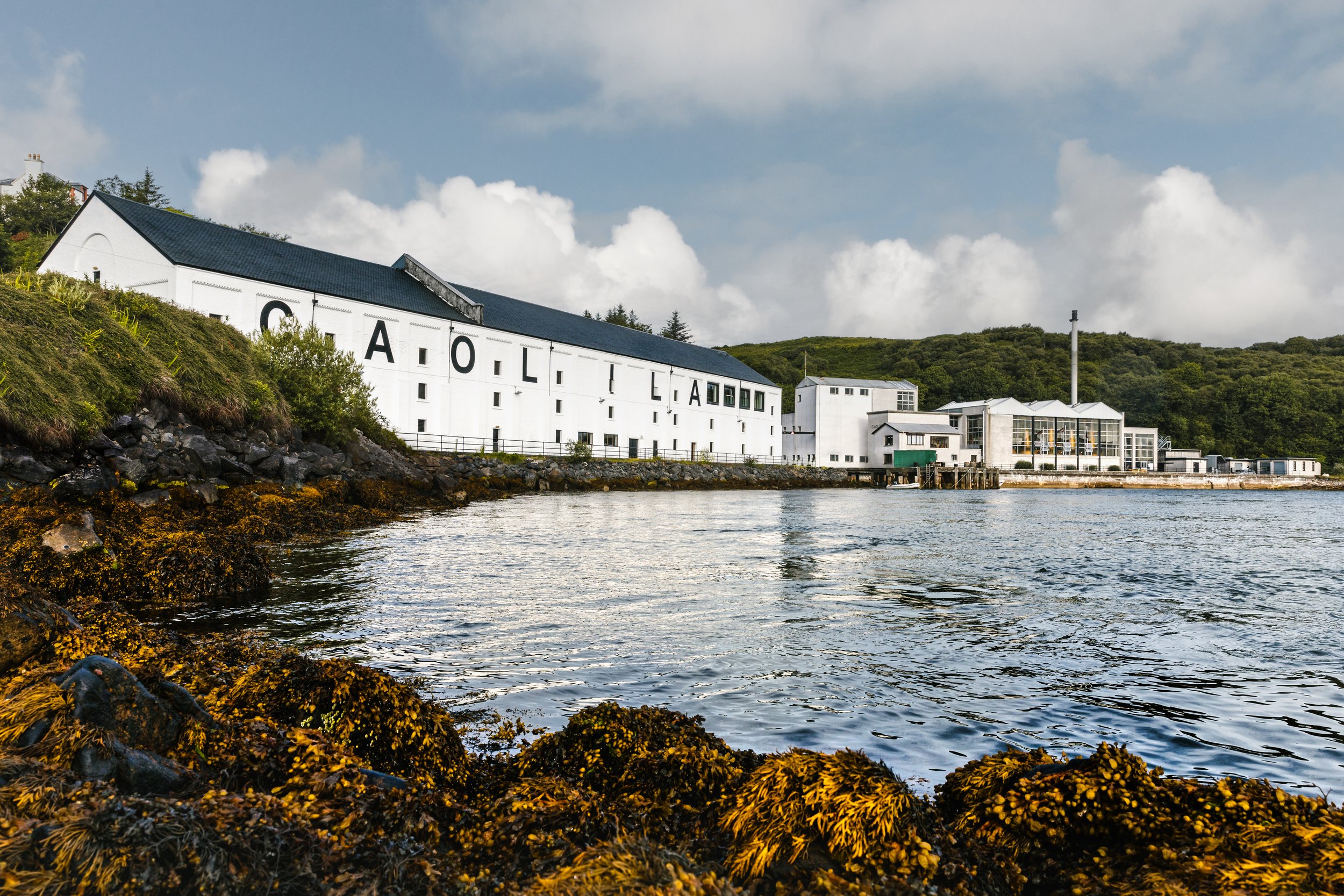 Caol Ila celebrates opening of new visitor experience with limited-edition  expression — Dramface