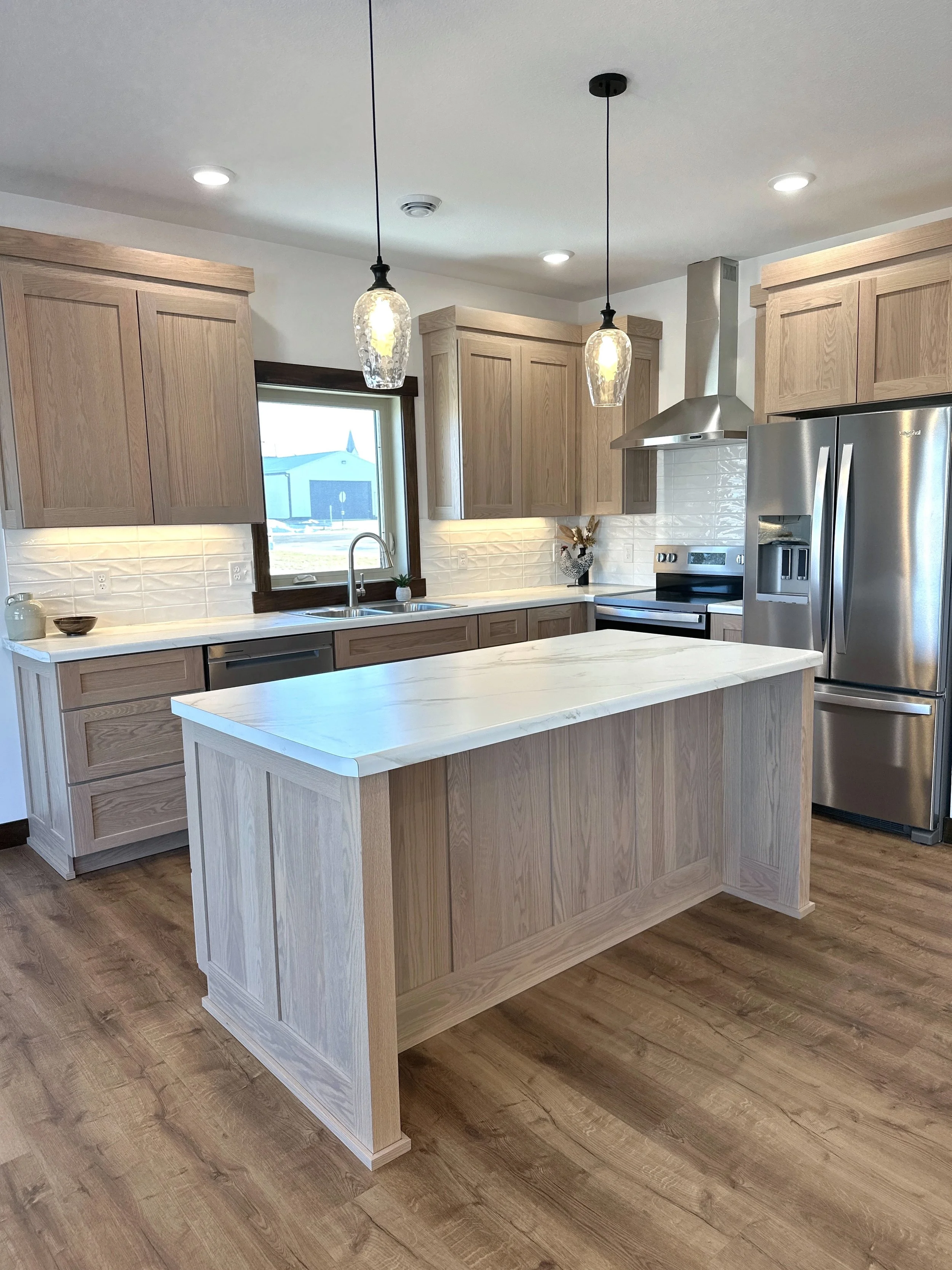 kitchen with oak cabinets