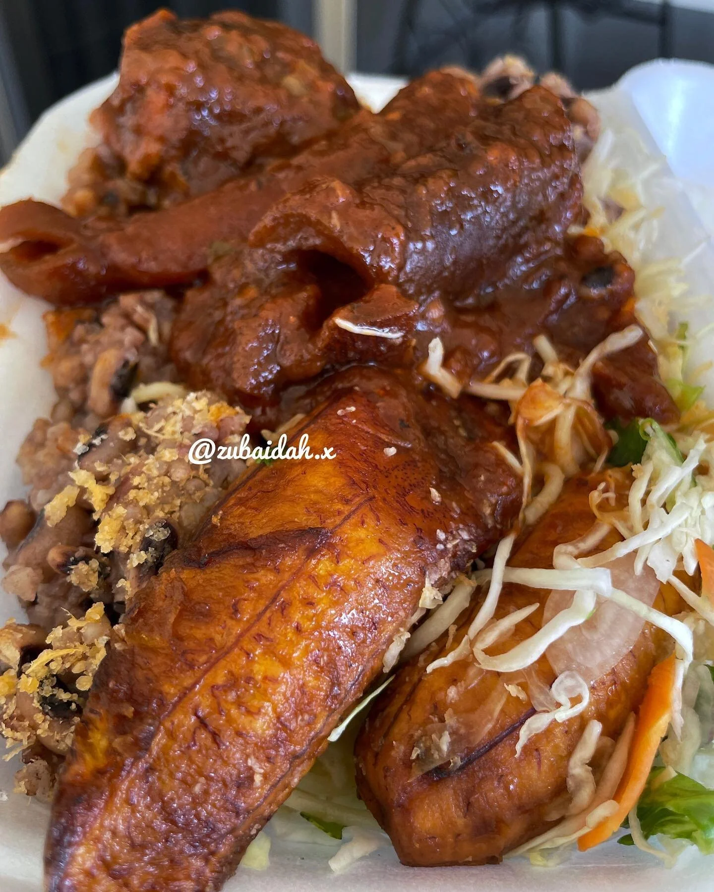 &bull; Waakye
💸&cent;7
&bull; Spaghetti 
💸&cent;1
&bull; Meat
💸&cent;5
&bull; Wele
💸&cent;4
&bull; Gari
💸&cent;1
&bull; Salad
💸&cent;1
&bull; Plantain
💸&cent;1.5

📍Tunga Waakye, Dansoman
📞 024 007 2863

Finally tried Tunga Waakye!
I can not 