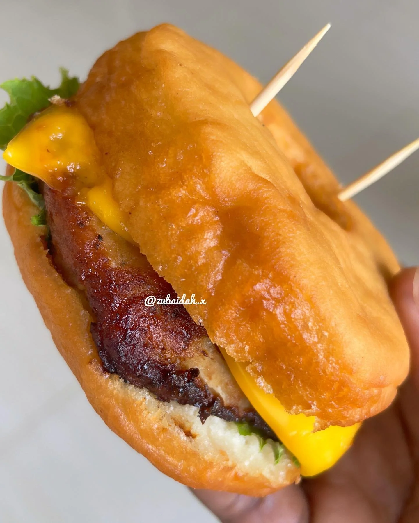 Donut Burger
💸&cent;20
📍Doughman Foods
📞+233 20 110 0533

When you want a burger but you want a donut so you get both.
Sweet and savoury mixes are my absolute favourite.
.
.
.
.
.
.
.
.
#donut #burger #donutburger #explorepage&nbsp;#instagram&nbsp