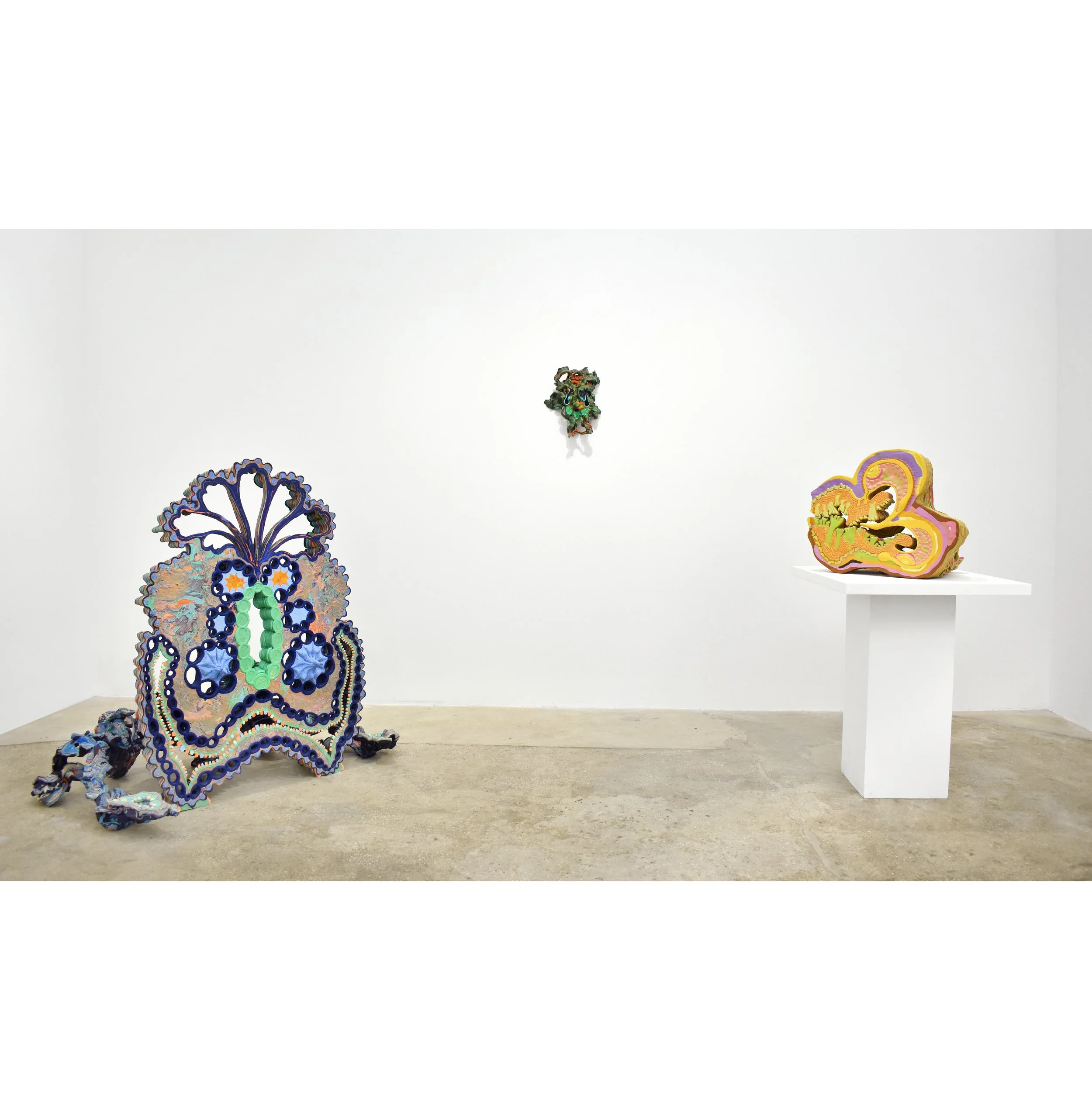  Installation view 